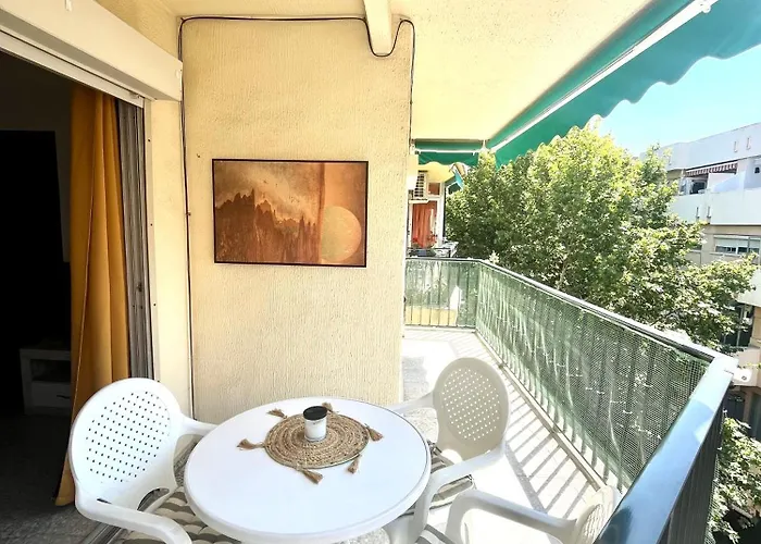 Natalie Sun 100m To The Center *