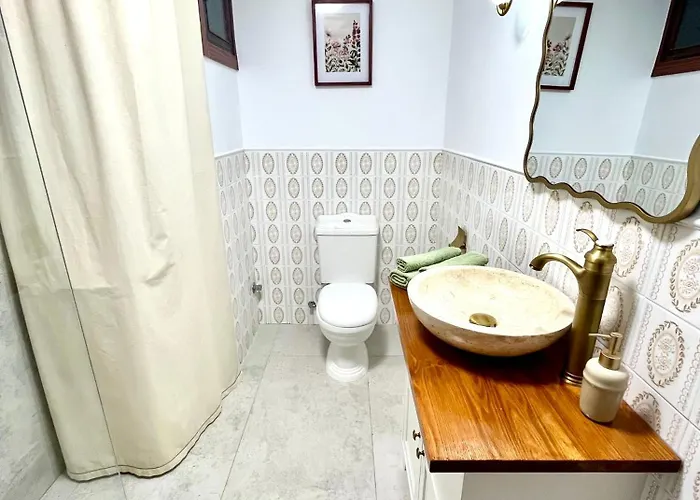 Natalie Sun 100m To The Center Lejlighed *