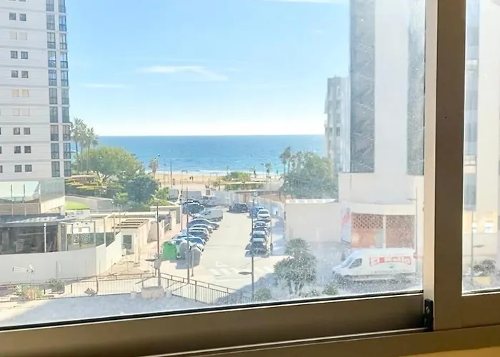 Natalie Sun 100m To The Center *