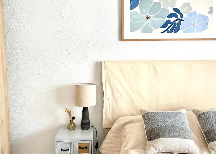 Natalie Sun 100m To The Center