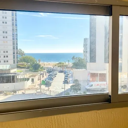 Natalie Sun 100m To The Center *